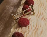 Une image de l'étape 9 de Bûche framboises (rapide et facile).