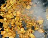 तवा आलू सब्ज़ी(TAVA ALOO SABZI RECIPE IN HINDI) रेसिपी चरण 4 फोटो