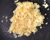 Foto del paso 1 de la receta: Arroz con chipirones