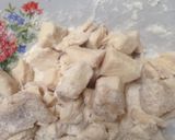 Foto langkah ke 1 dari resep Daging ayam saus asam manis.