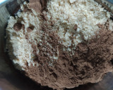 Foto del paso 4 de la receta: Piñas navideñas de chocolate