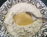 Gambar langkah 2 resipi Cucur susu.