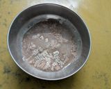A picture of step 2 of Ragi Ambali.