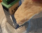 Foto del passaggio 5 della ricetta Pollo con ciliegini e scaglie