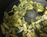 A picture of step 5 of Crispy Okra.