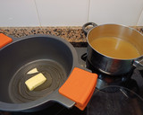 Foto del paso 1 de la receta: Risotto de calabaza y setas