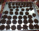 Foto langkah ke 3 dari resep Semprit Coklat Maizena 3 Bahan.
