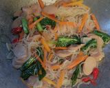 Foto langkah ke 3 dari resep Tumis Bihun Jagung.