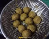A picture of step 4 of Moong Beans Masala Khakhra.