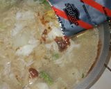 Foto langkah ke 6 dari resep 49. Mie Sedaap Korean Soup Spicy Chicken.