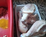 صورة لخطوة 1 من وصفة افخاد دجاج محمر