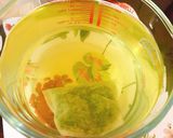 A picture of step 3 of How to brew Jun Kombucha.