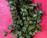 A picture of step 3 of My grandma's wild garlic salad.