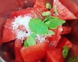 A picture of step 2 of Water Melon Juice.