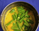விரத ஸ்பெஷல், *முருங்கைக்காய் பொரிச்ச கூட்டு*(murungaikkai koottu recipe in tamil) ரெசிபி ஸ்டேப் 3 புகைப்படம்