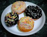 डोनट्स(Doughnut recipe in hindi) रेसिपी चरण 5 फोटो