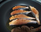 Foto del paso 3 de la receta: Salmón con salsa de soja