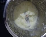 A picture of step 1 of Refreshing melon shake with ice cream.