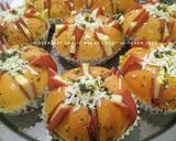 Foto langkah ke 5 dari resep Mozzabeef Garlic Bread.