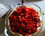 Foto del paso 5 de la receta: Como poner frutillas en gelatina para usar en tartas y tortas
