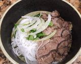 Hình bước làm 4 của món Bún bò Huế