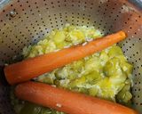 Foto del paso 1 de la receta: Barquitos de zapallito y zanahoria