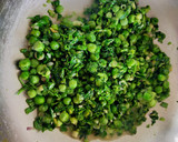A picture of step 2 of Methi Mutter Pulao.