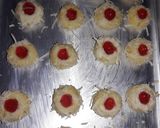 Foto langkah ke 4 dari resep Tumbprint strowbery.