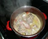 Foto del paso 4 de la receta Cabrito con chalotas y patatas