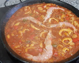 Foto del paso 4 de la receta: Fideuá a mi manera con calamar y gambas