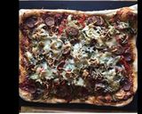 Une image de l'étape 5 de Pizzas complètes maison (tomate poivrons oignons chorizo champignons et deux jambons).