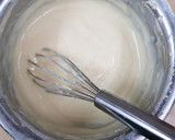 ஸ்டீம்டு  வெண்ணிலா ரோஸ் மில்க் கப் கேக் (Steamed vanila rosemilk cupcake recipe in tamil) ரெசிபி ஸ்டேப் 6 புகைப்படம்
