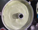 Foto langkah ke 6 dari resep Chiffon Cake Pandan - Lembut seperti kapas.