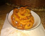 Foto langkah ke 6 dari resep Black Pepper Onion Rings.