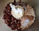 Foto del paso 2 de la receta: Bolitas energéticas de nuez y cacao