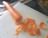 Foto del paso 2 de la receta: Muslitos de pollo con salsa de setas con verduras