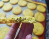 Foto del paso 8 de la receta: Galletitas saladas sin gluten(comes una y no paras😅)