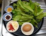 รูปขั้นตอนการทำที่ 1 ของ ใบเหลียงผัดไข่
