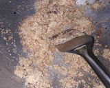 A picture of step 2 of Suji halwa.