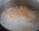 Foto del paso 6 de la receta: Fideos al huevo con pimentón ahumado y salsa de tomate con osobuco desgrasado