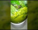 A picture of step 2 of Mazedar chutney.