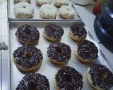 Foto langkah ke 5 dari resep Donat Kentang metode Sponge & Dough.