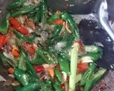 Foto langkah ke 4 dari resep Tongkol suwir pedas.