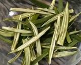 மொரு மொரு வெண்டைக்காய் ஃப்ரை (crispy fried okras) ரெசிபி ஸ்டேப் 1 புகைப்படம்