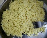 Foto langkah ke 1 dari resep Mie Nyemek Kecap Telur.