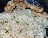 Foto langkah ke 5 dari resep Nasi daun jeruk + ayam panggang bawang putih.