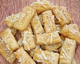 Foto langkah ke 7 dari resep Kastengel keju ekonomis (no mixer no oven).