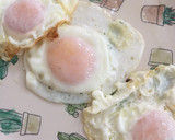 Foto del paso 9 de la receta: Huevos fritos con patatas... para principiantes! 🍳🍟