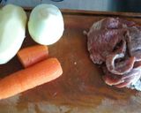 Foto del paso 1 de la receta: Bife casi a la criolla c/ guarnición de Risotto al vino tinto😉
