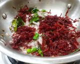 A picture of step 2 of Beetroot Poha.